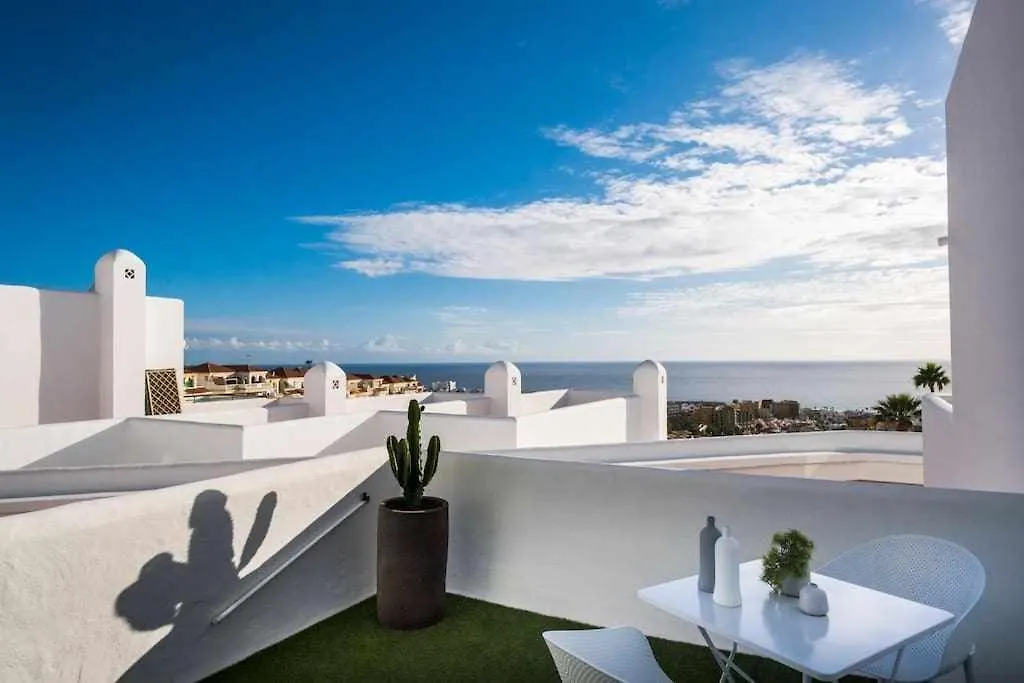 Apartment The Black House In Costa Adeje
